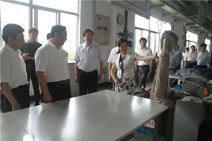 集團領(lǐng)導班子考察調(diào)研集團駐淮安企業(yè)和機構(gòu)