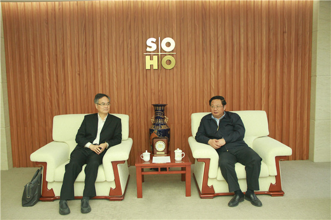 王正喜、周勇會(huì)見(jiàn)昆山花橋經(jīng)濟(jì)開(kāi)發(fā)區(qū)黨工委副書記、管委會(huì)副主任沈華飛