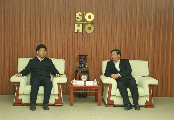 淮安市長曲福田、市政協(xié)主席王維凱到蘇豪控股集團考察調(diào)研