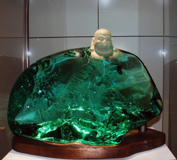 愛濤文化舉辦琉晶、金絲楠木藝術(shù)精品展