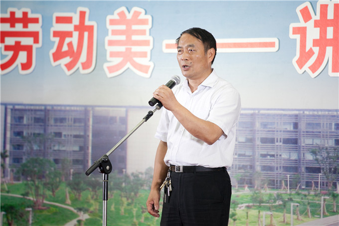 集團(tuán)舉辦“中國夢(mèng)?勞動(dòng)美——講述身邊的感動(dòng)”征文演講比賽
