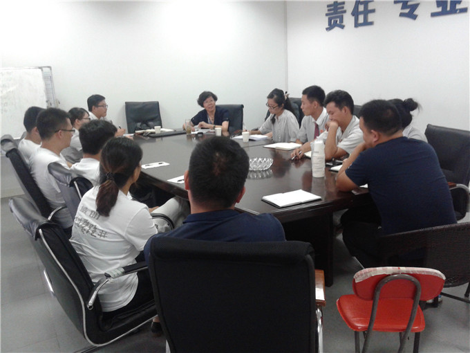 天泓集團領導赴宿遷楚漢別克店開展“三嚴三實”專題調(diào)研
